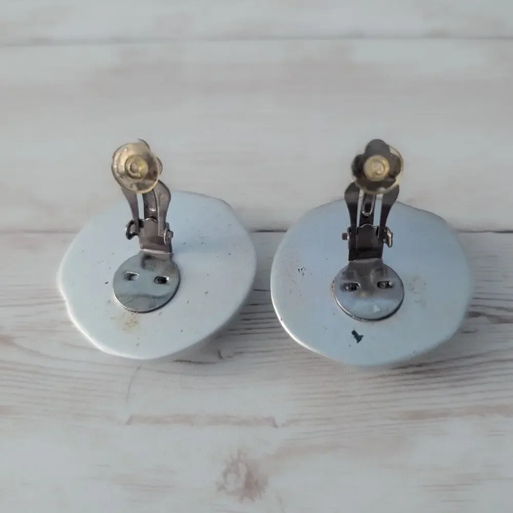 Vintage Clip On Earrings 1 & 3/8